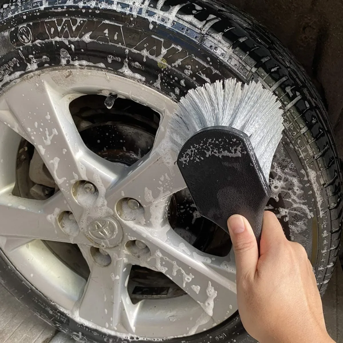 แปรงทำความสะอาดขอบล้อรถยนต์ชุด - Interior Detailing Kit บทวิจารณ์และราคา